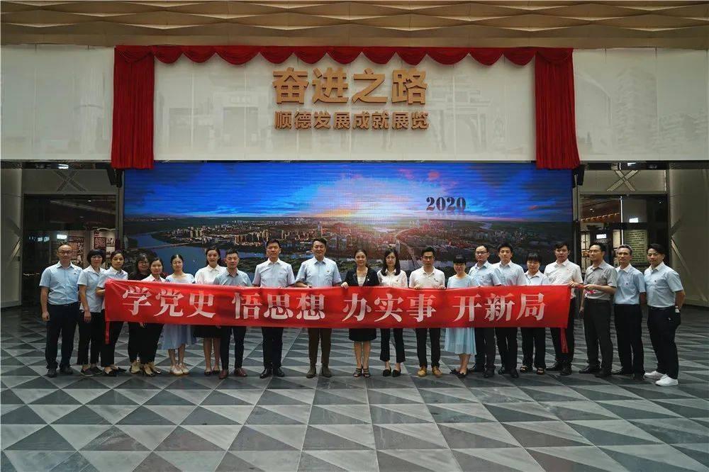 脸上起皮了怎么办？